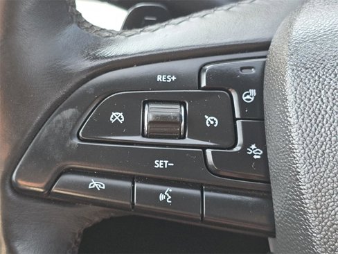Used 2019 Cadillac XT4 Premium Luxury w/ Cold Weather Package image 12