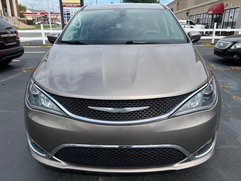 Used 2017 Chrysler Pacifica Touring Plus w/ Tire & Wheel Group image 2
