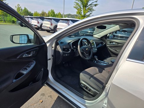 Used 2022 Chevrolet Malibu LT image 22