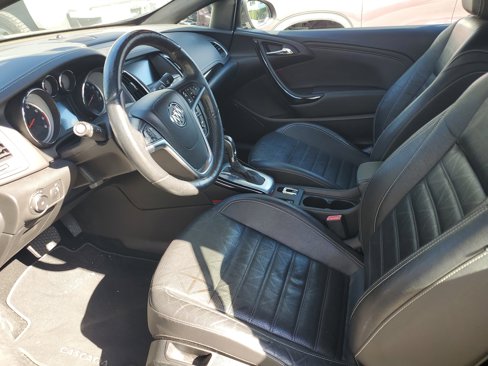 Used 2016 Buick Cascada Premium image 8