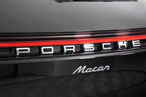 New 2025 Porsche Macan image 22