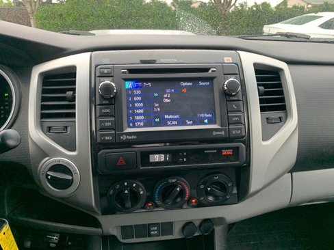 Used 2012 Toyota Tacoma TRD Off-Road image 19
