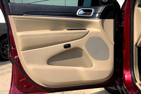 Used 2020 Jeep Grand Cherokee Limited w/ Luxury Group II image 21