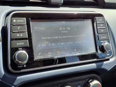 Used 2023 Nissan Versa SV image 16