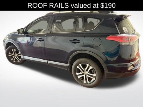 Used 2018 Toyota RAV4 LE image 4
