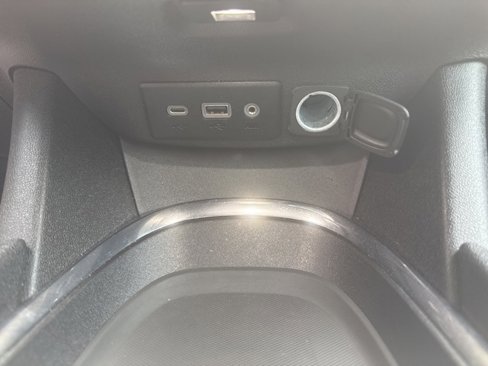 Used 2023 Chevrolet Malibu LT image 24