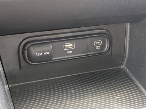 Used 2023 Kia Sportage LX image 23