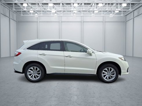 Used 2017 Acura RDX AWD image 4