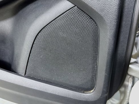 Used 2020 Ford Edge SEL image 25