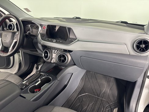 Used 2019 Chevrolet Blazer LT image 39