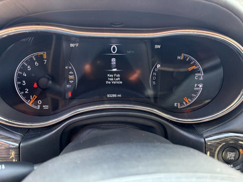 Used 2014 Jeep Grand Cherokee Overland image 16
