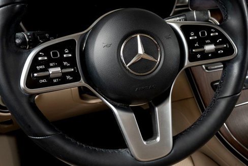 Used 2022 Mercedes-Benz GLC 300 4MATIC w/ Premium Package Lite image 30