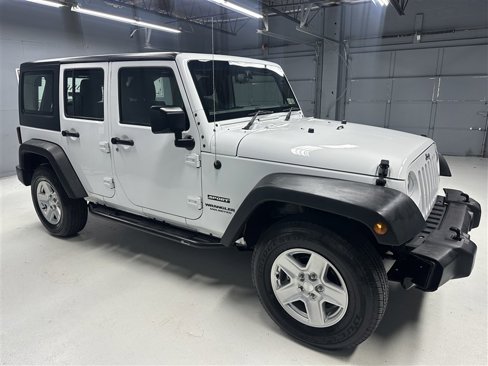Used 2017 Jeep Wrangler Unlimited Sport image 8