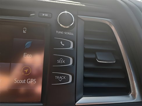 Used 2017 Toyota Highlander Plus image 35