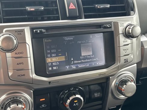 Used 2015 Toyota 4Runner SR5 image 22
