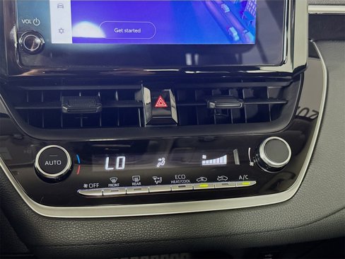 Used 2025 Toyota Corolla LE image 16