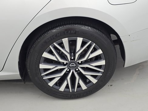 Used 2023 Nissan Altima 2.5 SV image 28