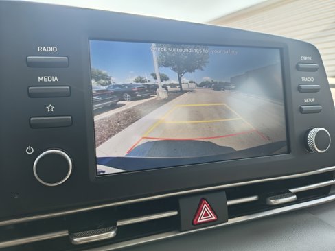 Used 2023 Hyundai Elantra SE image 22