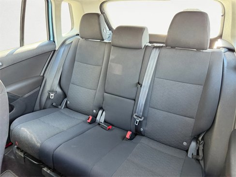 Used 2017 Volkswagen Tiguan Limited w/ Premium Package image 13
