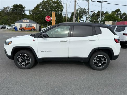 Certified 2024 Jeep Compass Trailhawk image 5