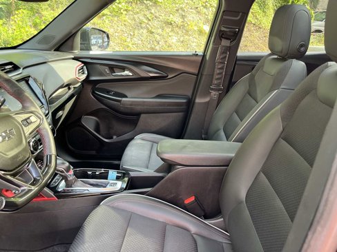 Certified 2022 Chevrolet TrailBlazer RS w/ Sun and Liftgate Package image 19