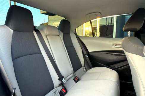 Used 2020 Toyota Corolla LE image 18