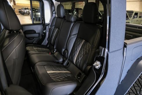 Used 2025 Jeep Gladiator Sport image 70