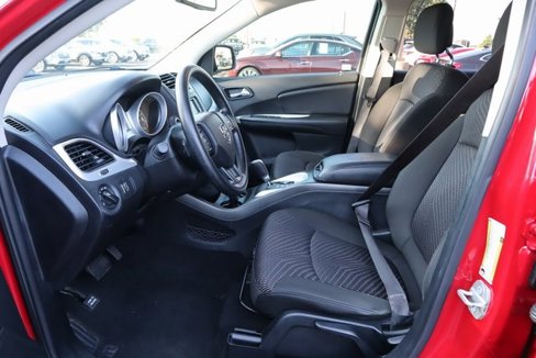 Used 2020 Dodge Journey SE w/ Blacktop Package image 25
