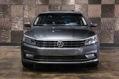 Used 2017 Volkswagen Passat 1.8T SE w/ SE Lighting Package image 6