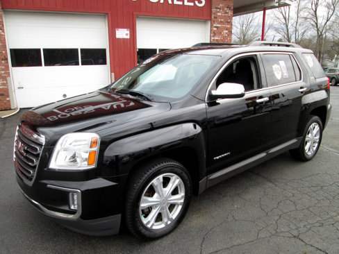 Used 2017 GMC Terrain SLE w/ Technology Package image 8