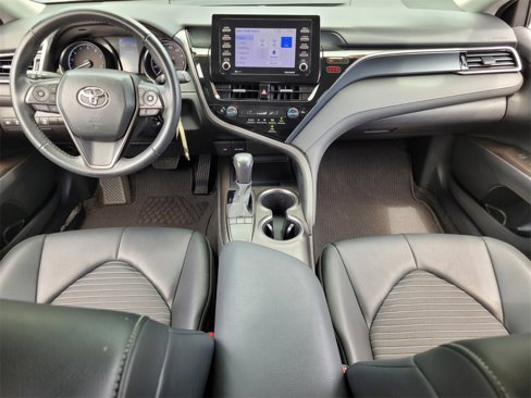 Used 2023 Toyota Camry SE image 13