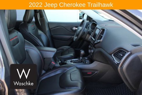 Used 2022 Jeep Cherokee Trailhawk w/ Comfort/Convenience Group image 23