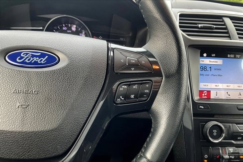 Used 2018 Ford Explorer XLT w/ Equipment Group 202A image 23