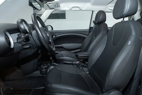 Used 2011 MINI Cooper Hardtop image 12