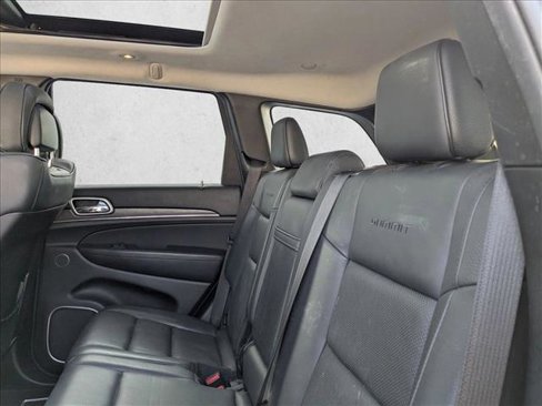 Used 2017 Jeep Grand Cherokee Summit w/ Platinum Series Group image 17