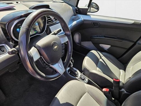 Used 2016 Chevrolet Spark LT image 9