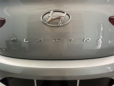 Used 2020 Hyundai Elantra SEL w/ Cargo Package (C1) image 25