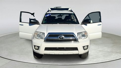 Used 2006 Toyota 4Runner SR5 image 9