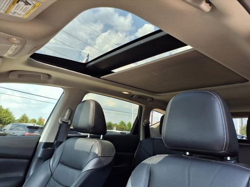 Used 2021 Nissan Murano Platinum w/ Cargo Package image 10