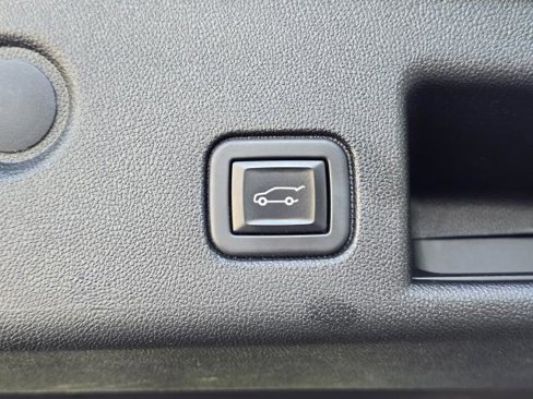 Used 2022 Chevrolet Equinox LT image 10