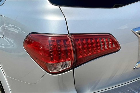Used 2016 INFINITI QX80 Limited image 28