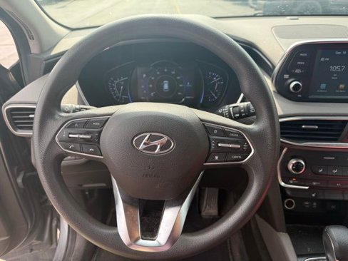 Used 2019 Hyundai Santa Fe SEL image 12