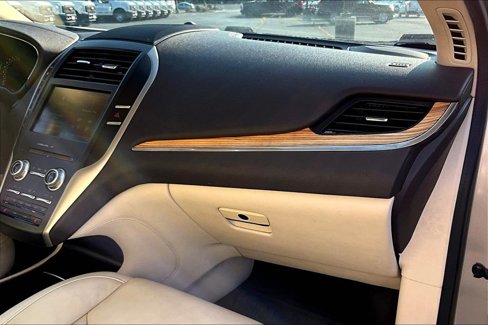 Used 2015 Lincoln MKC AWD w/ Equipment Group 101A Select image 16