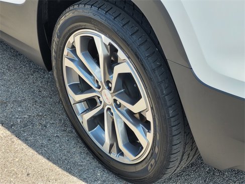 Used 2020 GMC Terrain SLT w/ Preferred Package image 7