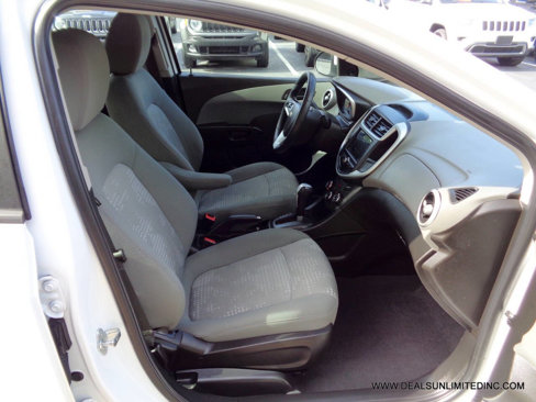Used 2019 Chevrolet Sonic LT image 20