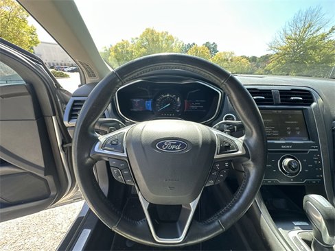Used 2014 Ford Fusion Titanium image 14