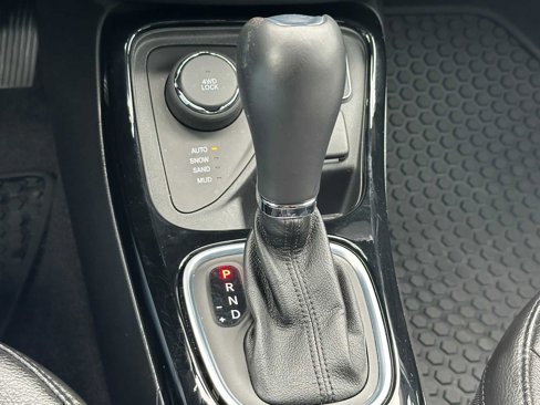 Used 2020 Jeep Compass Latitude image 29