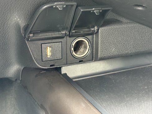 Used 2022 Toyota Camry SE image 21