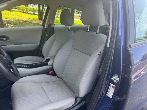 Used 2017 Honda HR-V LX image 13