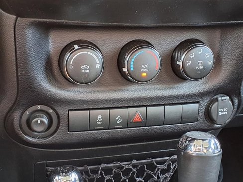 Used 2016 Jeep Wrangler Unlimited Sport w/ Quick Order Package 24S image 10